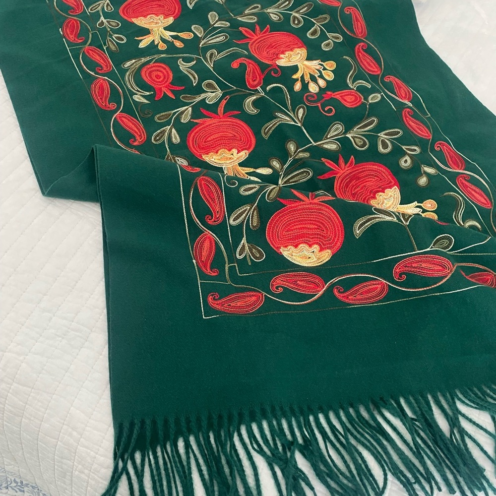 Embroidered Green Scarf with Red Floral Design
